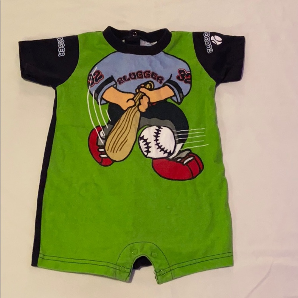BOYZ WEAR NWOT ONESIE SIZE 18 MONTHS- MAKE OFFER!!
